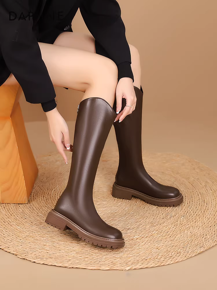 Giày bốt cao cổ nữ Daphne đế dày kiểu V, đa năng mùa thu đông 2025, giày cao cổ nữ, giày nữ cao cổ