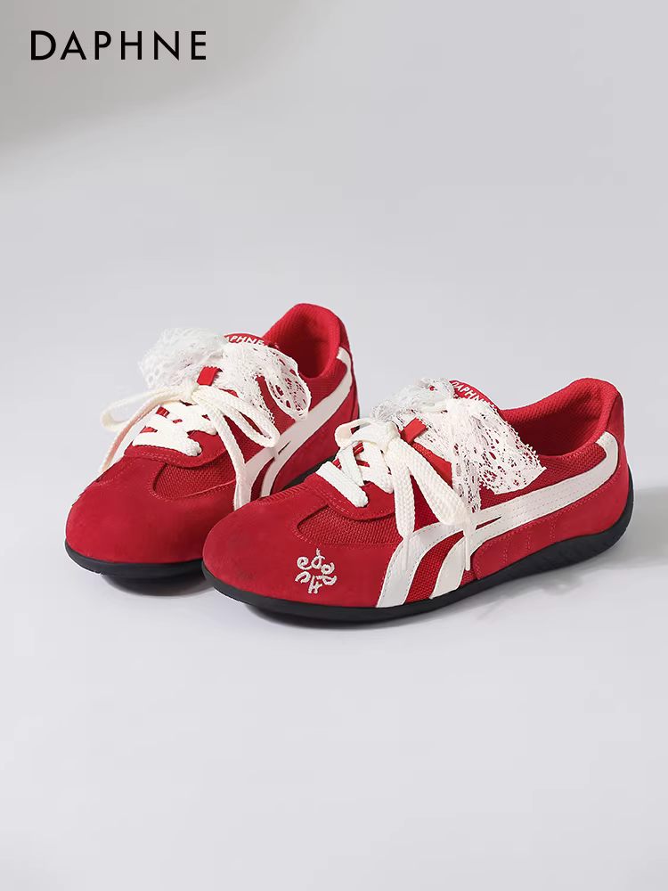 Giày thể thao nữ Daphne màu đỏ, kiểu dáng mới 2025, giày sneaker buộc dây, giày thể thao thường ngày, giày ba lê nữ, giày cưới