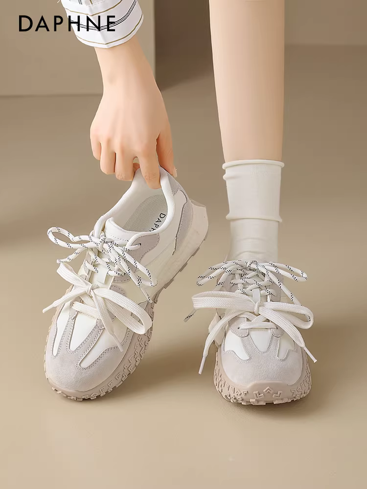Giày tập múa ba lê Daphne dành cho nữ mùa xuân 2026 mới đa năng giày thể thao đế dày giày thể thao màu trắng