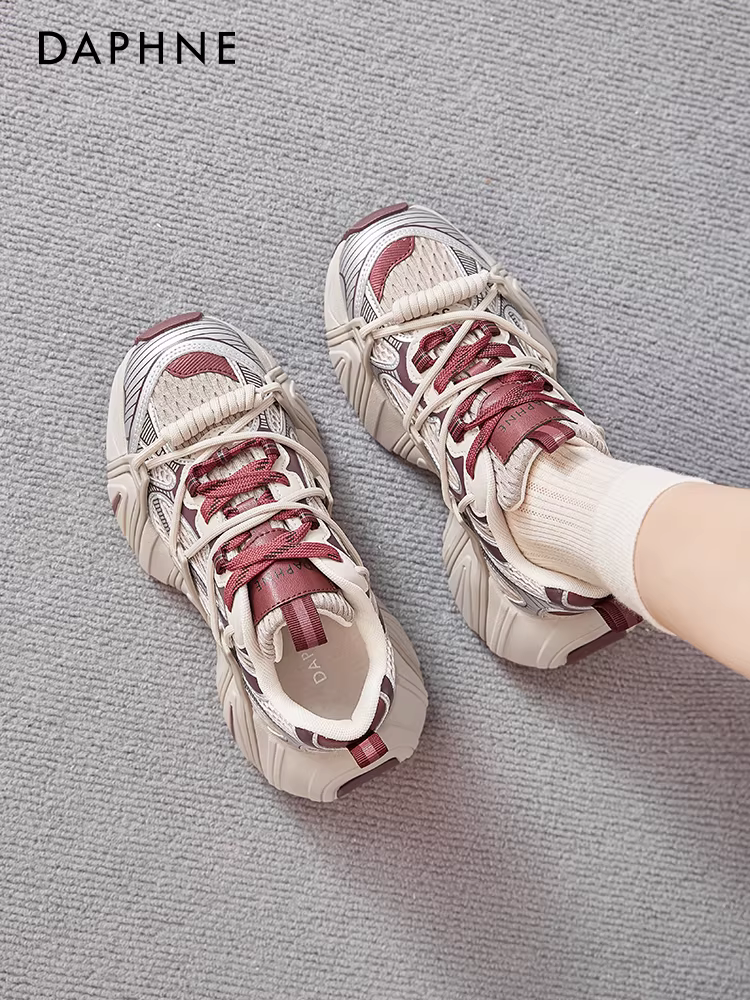 Giày bố nữ Daphne Paris đế dày tăng chiều cao, giày thường, màu đỏ Angora, giày nữ mùa hè thu mới 2025.