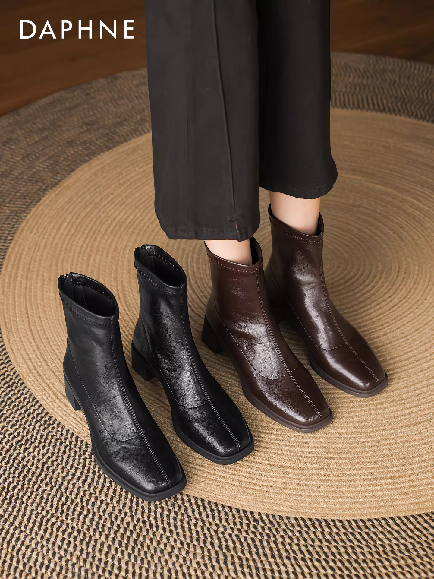 Giày bốt ngắn đen Daphne dành cho nữ 2025 kiểu mới mũi vuông cổ điển, ôm dáng, mùa đông, gót dày, kiểu Martin, giày nữ