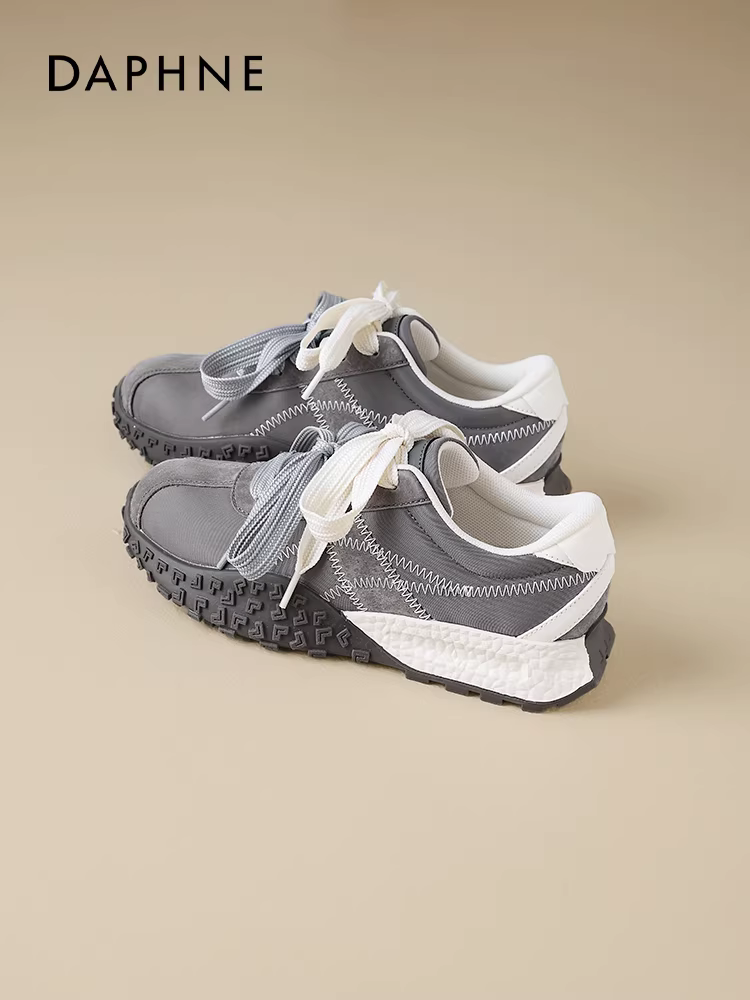 Giày tập múa ba lê màu xám Daphne dành cho nữ, giày đế dày mùa hè, kiểu mới 2025, giày thường ngày cổ điển phối cùng váy.