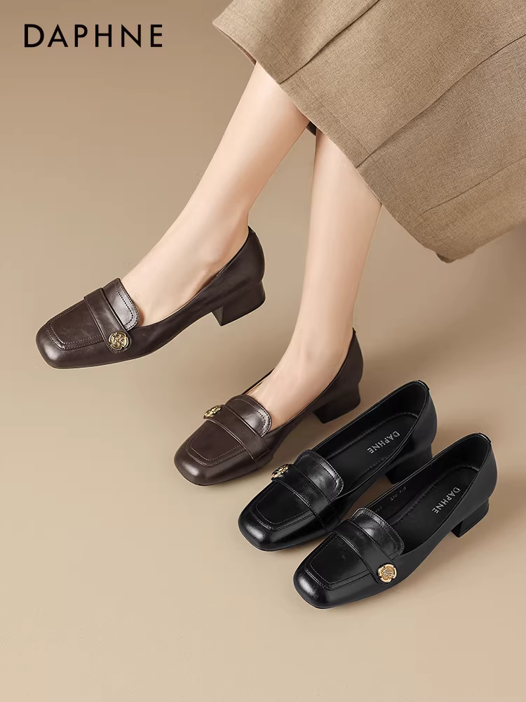 Giày Loafer nữ Daphne đế xuồng, kiểu dáng mới Xuân Hè 2025, mũi vuông, phong cách Pháp, đi làm, retro, đế mềm, chất liệu da nhỏ.