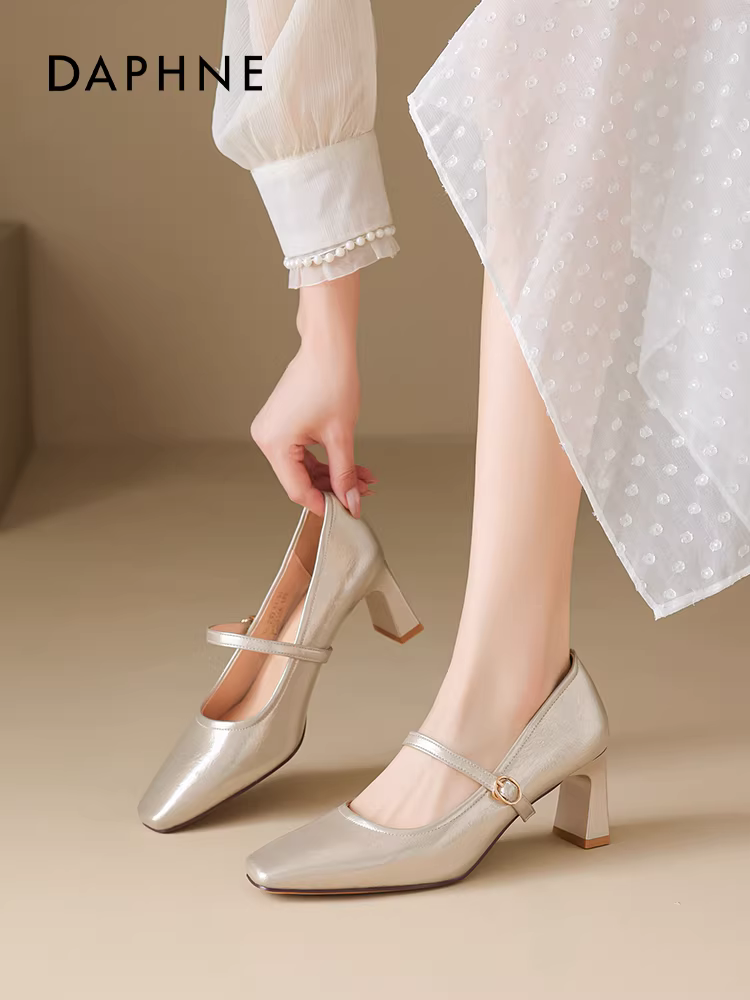 Giày Daphne Mary Jane nữ, kiểu mới thu đông 2025, giày đế thấp, kiểu dáng đẹp và cao cấp, giày cao gót thoải mái dành cho nữ.