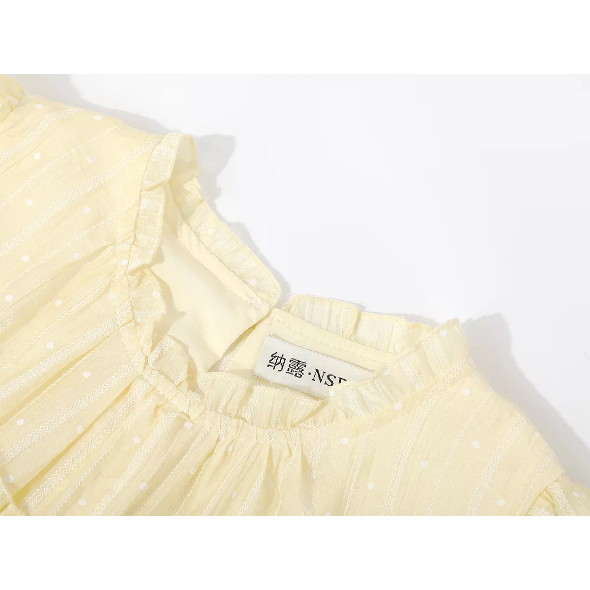 Váy tay bồng kiểu Pháp dành cho nữ, mẫu hè mới, dáng rộng nhỏ nhắn, váy ngắn chữ A tôn dáng, váy xếp tầng.