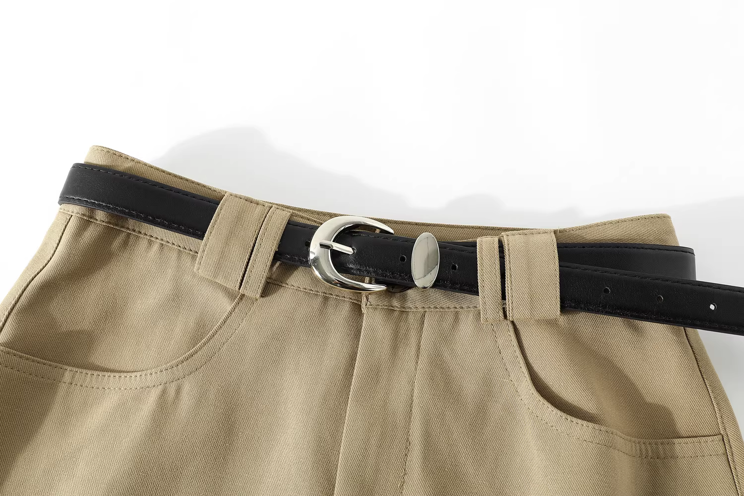 Váy mùa hè mới, kiểu dáng ôm dáng và đa năng, váy ngắn chữ A, thắt lưng thời trang, váy ôm hông cao eo dành cho nữ.