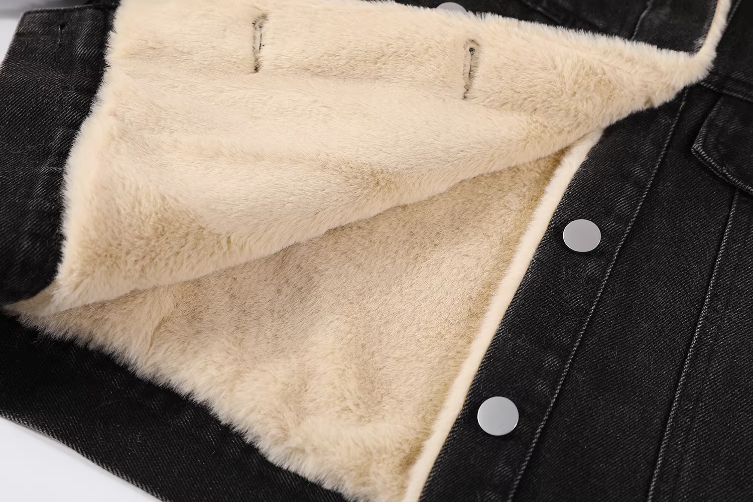 Áo khoác denim ngắn dáng ôm cổ điển phong cách retro dành cho nữ, mùa thu đông, chất liệu cao cấp, lót lông cừu và dày dặn.