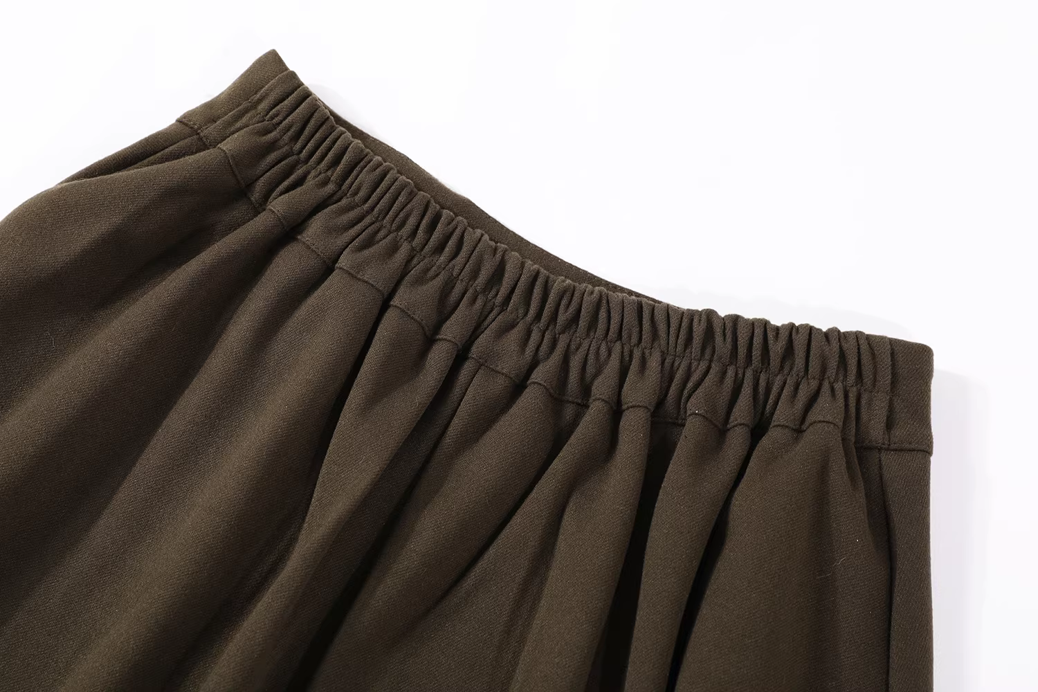 Váy len lưng thun dài trung bình, váy ôm hông dành cho nữ, váy xếp ly dáng A mùa thu đông 2025 mới phong cách thường ngày