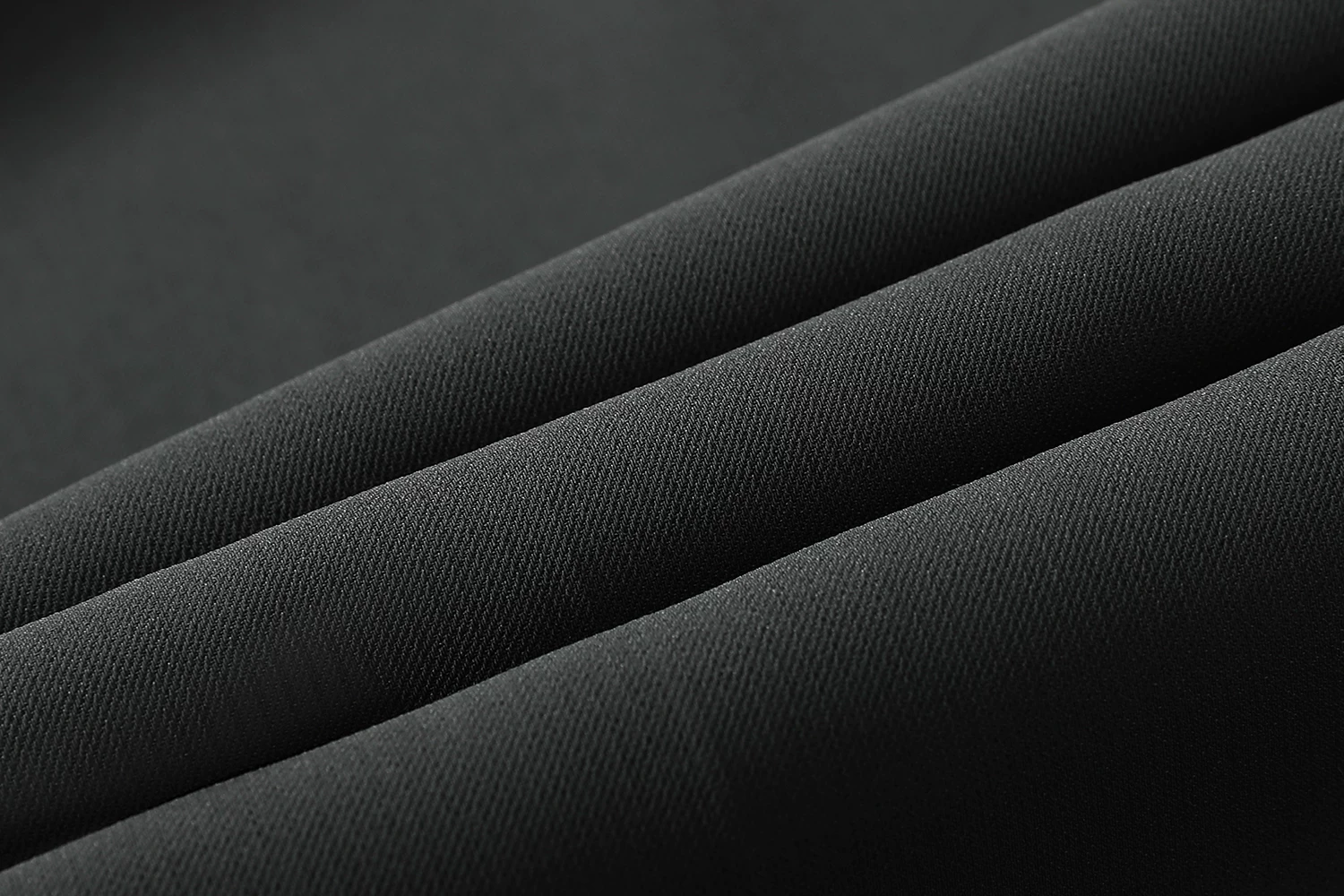 Quần tây đen dáng thẳng, ống rộng, chất liệu vải mềm mại dành cho nữ, kiểu dáng mùa hè mỏng nhẹ, thích hợp đi làm, phong cách thường ngày, cạp cao, tôn dáng, chất liệu lụa đá, dài chấm đất