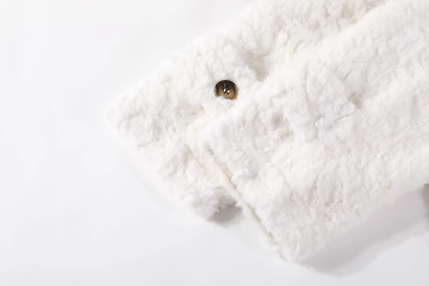 Áo khoác len cừu dài vừa phải kiểu Hàn Quốc có nút cài có mũ trùm đầu lót lông cừu màu trắng dành cho nữ, mùa thu đông, cao cấp và siêu phong cách.