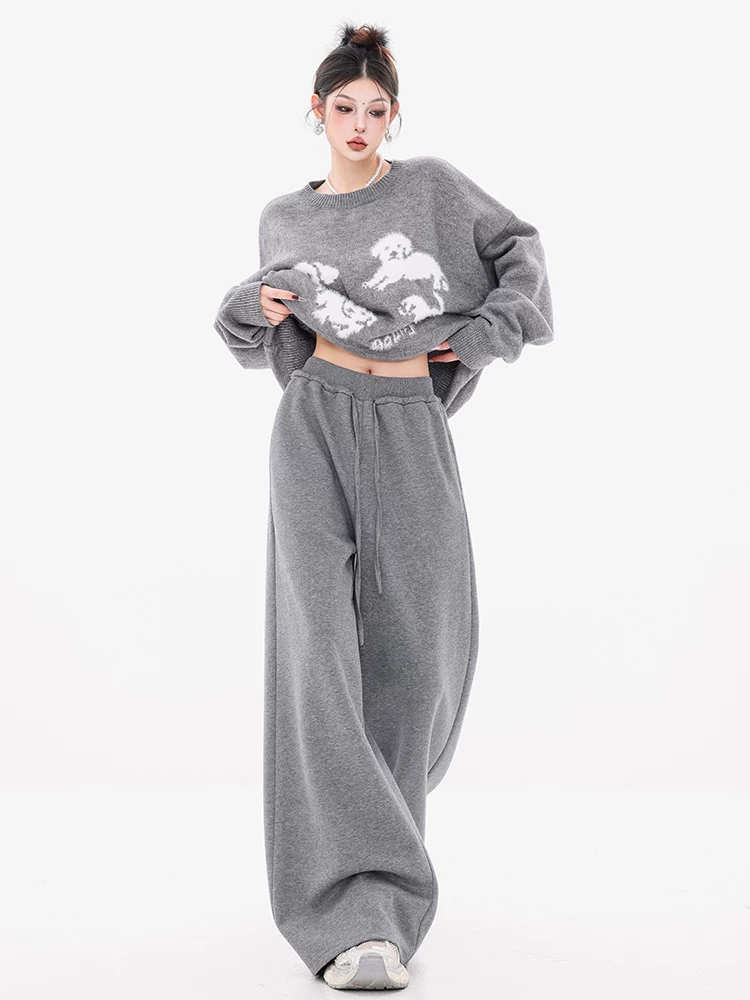 Tin tức thời trang ABWEAR - Quần ống rộng lưng thun màu xám thu đông dành cho nữ 2025 Quần thể thao mềm mại mới