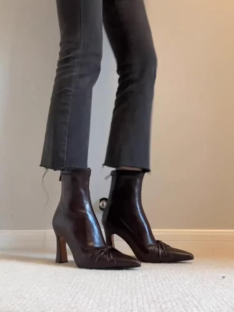 Phiên bản da bò~Giày cao gót cổ điển kiểu Pháp dành cho nữ, giày bốt da thật mũi nhọn co giãn, giày bốt ngắn có dây kéo thắt nơ mũi nhọn