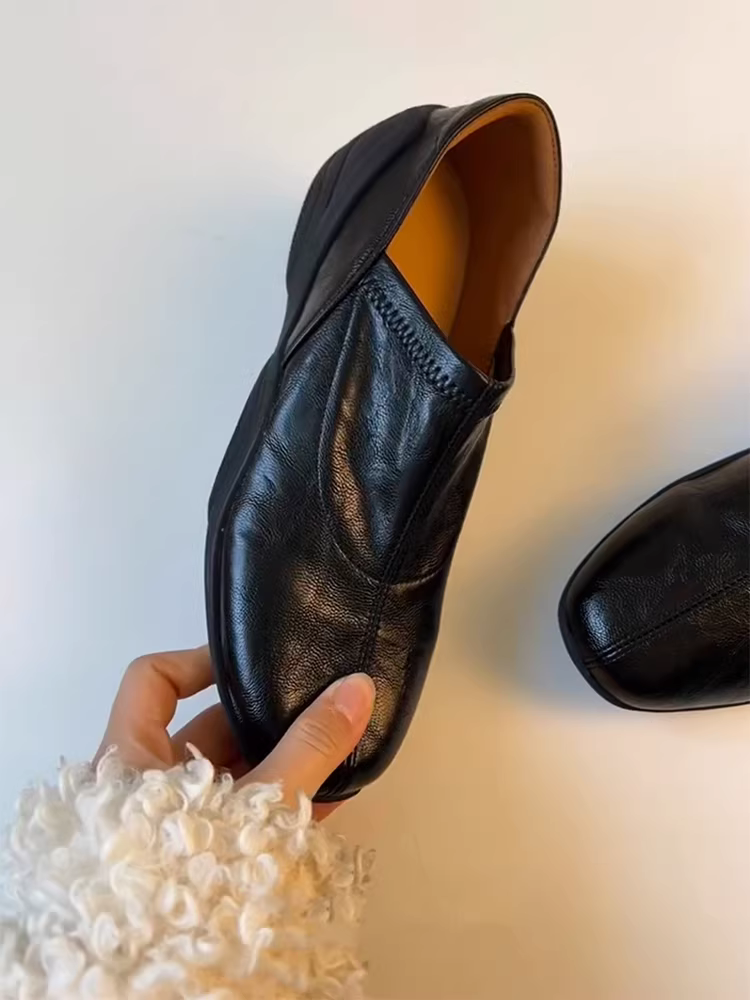 Phiên bản da cừu ~ Giày da mềm đế mềm, thoải mái, kiểu dáng cổ điển, màu đen, kiểu lười, chất liệu da thật dành cho nữ