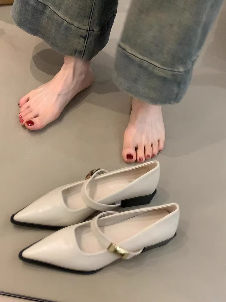 Phiên bản da cừu ~ Giày da đơn giản và đa năng dành cho nữ đi làm, giày đơn giản dị, thanh lịch với mũi nhọn và miệng giày nông, giày Mary Jane.