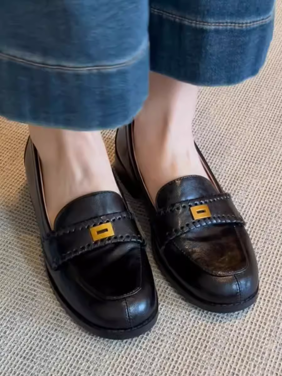 Phiên bản da cừu~ Giày da nhỏ kiểu cổ điển kiểu Anh dành cho nữ, gót thấp, đa năng, thoải mái, miệng nông, mũi tròn, kiểu lười đi.