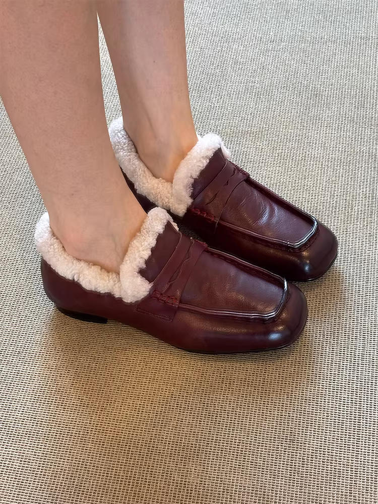 Phiên bản da bò ~ Giày lười kiểu dáng lười biếng, nhẹ, cổ điển, ấm áp dành cho nữ, thích hợp đi làm, đa năng, giày lười thời trang.