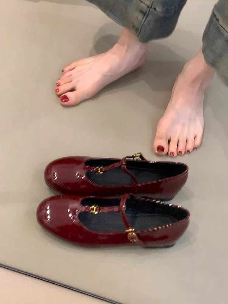 Phiên bản da cừu ~ Giày đế bằng mũi tròn kiểu Pháp cổ điển dành cho nữ, giày đế bằng có dây chữ T bằng da sáng chế, giày Mary Jane đế bằng rỗng