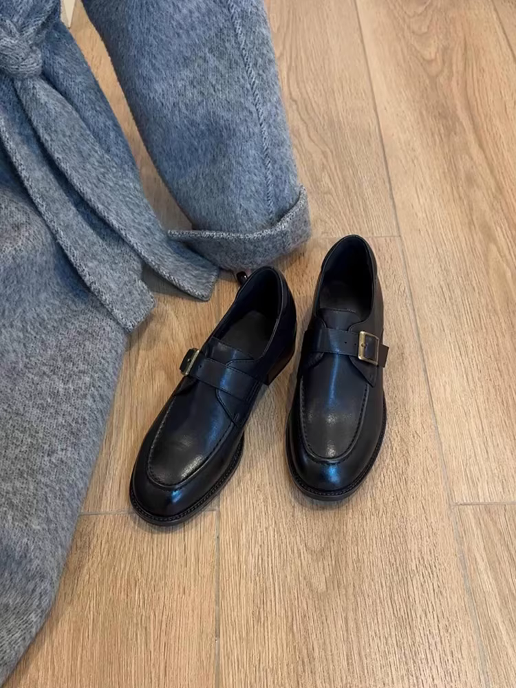 Phiên bản da cừu ~ Giày lười mũi tròn đế thấp dành cho nữ, giày lười da thật có khóa thắt lưng, giày da nhỏ màu đen