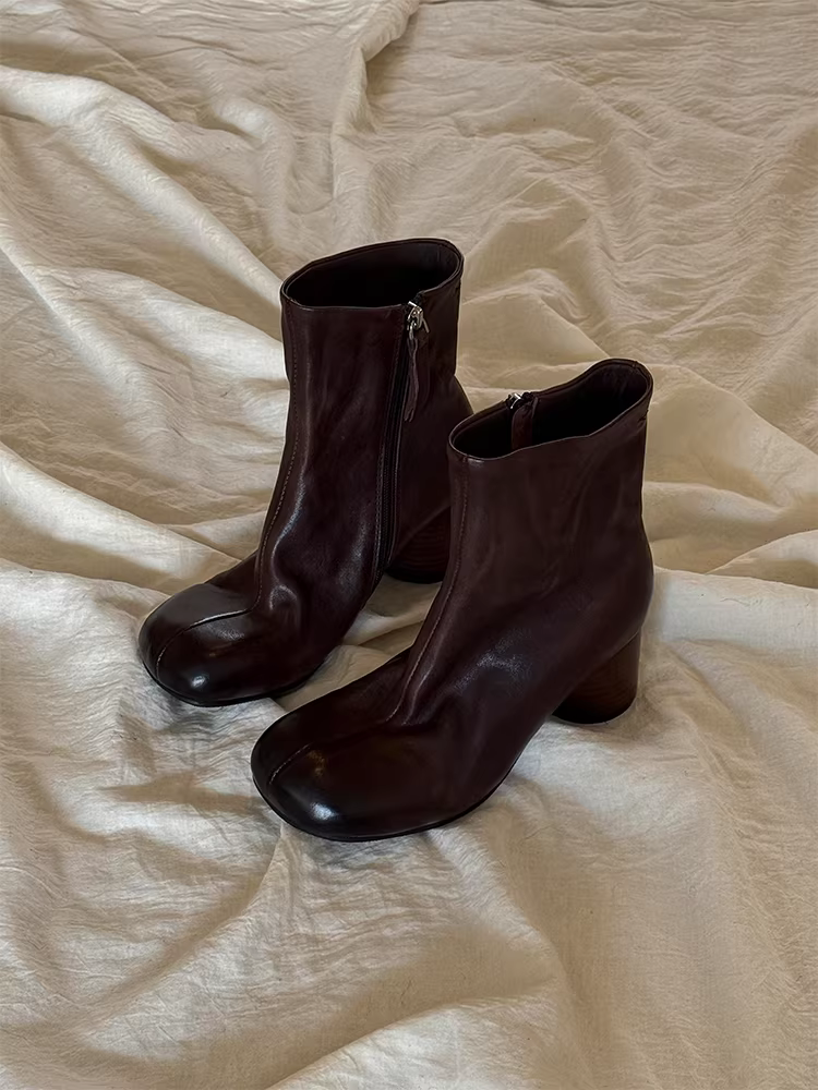Phiên bản da bò ~ Giày bốt da thật mũi vuông cổ điển dành cho nữ, thiết kế đơn giản, khóa kéo bên hông, gót dày, đa năng, giày bốt ngắn thon gọn