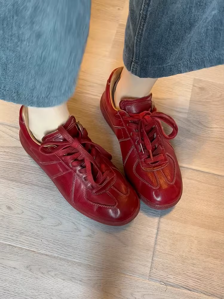 Phiên bản da cừu ~ Giày tập luyện Đức đế mềm bằng da thật phong cách cổ điển dành cho nữ, giày thể thao thông thường có dây buộc màu đỏ cắt sâu có dây buộc