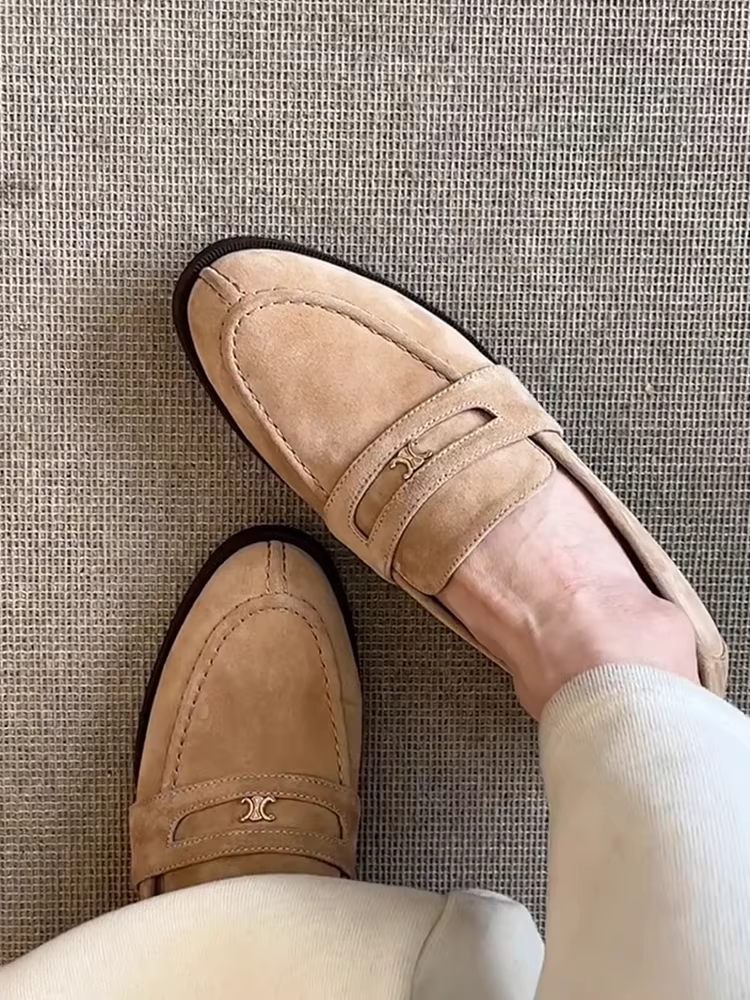 Giày lười da lộn kiểu cổ điển sang trọng dành cho nữ, có khóa kim loại, kiểu dáng dễ mang, đa năng, thoải mái, gót thấp.