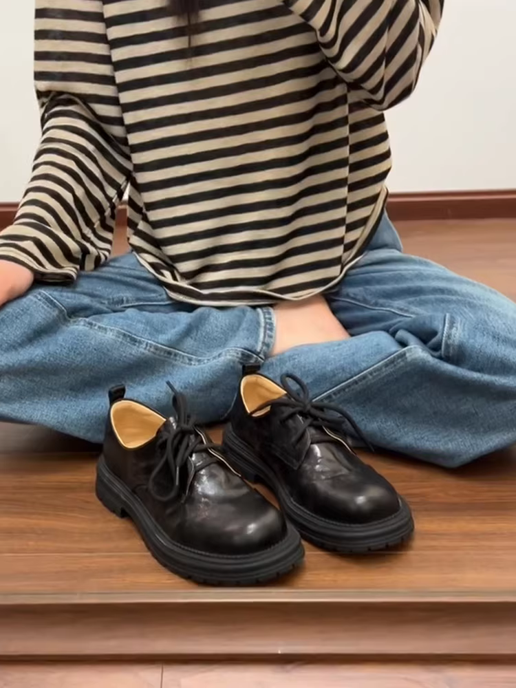Phiên bản da cừu ~ Giày da nhỏ buộc dây kiểu Anh cổ điển dành cho nữ, giày lười đế dày đơn giản bằng da thật màu đen đa năng