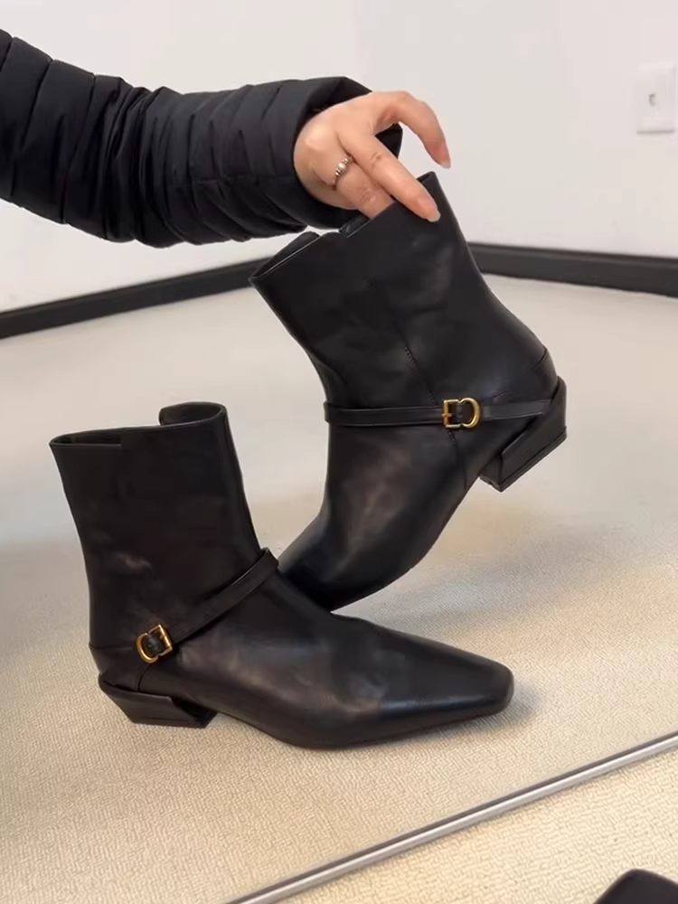 Phiên bản da cừu ~ Giày bốt ngắn mũi vuông có gót dày dành cho nữ, thanh lịch và thời trang, có khóa kéo bên hông, giúp thon gọn, giày bốt thời trang đi làm