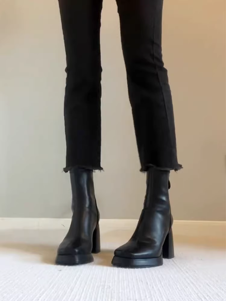 Phiên bản da bò~ Giày bốt cao gót đế dày chống thấm nước kiểu Pháp dành cho nữ, giày bốt ngắn gót vuông mũi vuông màu đen có khóa kéo phía sau