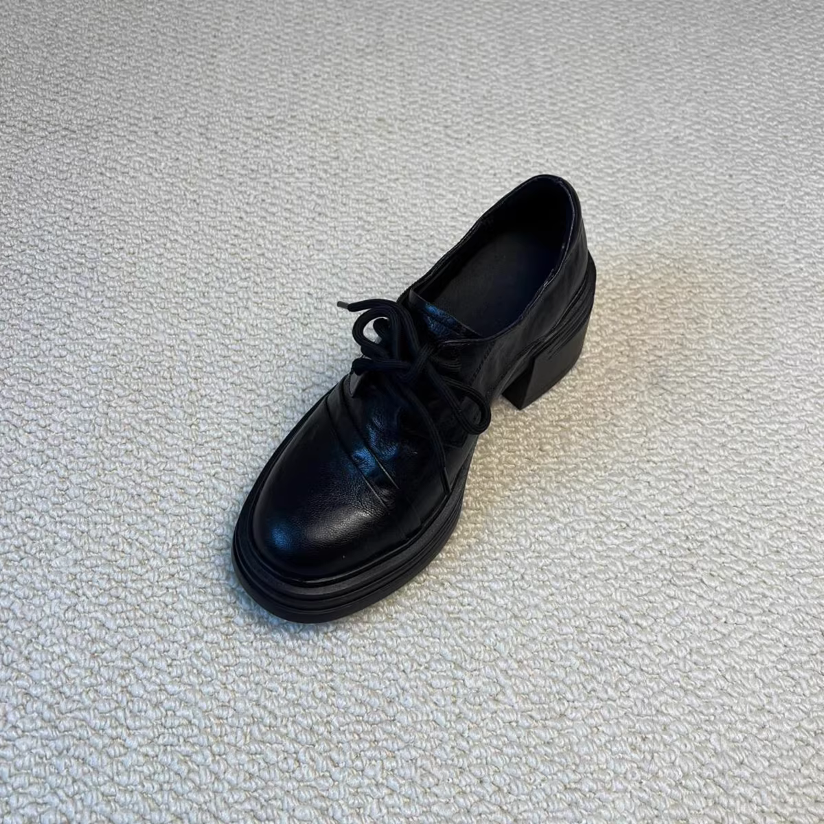 Phiên bản da cừu ~ Giày cao gót đi làm dành cho nữ, giày lười mũi tròn bằng da thật có dây buộc, giày đế dày chống thấm nước kiểu retro.