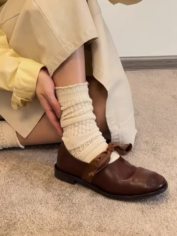 Pear Xiaoqi~ Giày lười da đã qua xử lý dành cho nữ, phong cách cổ điển Anh với nơ, kiểu lười, giày nghệ thuật đế thấp độc đáo.