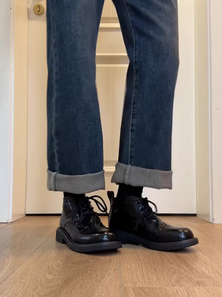 Phiên bản da bò ~ Giày bốt Martin đế thấp bằng da đã qua xử lý kiểu cổ điển dành cho nữ, giày bốt cổ ngắn buộc dây màu đen đa năng, giày bốt ngắn đơn giản