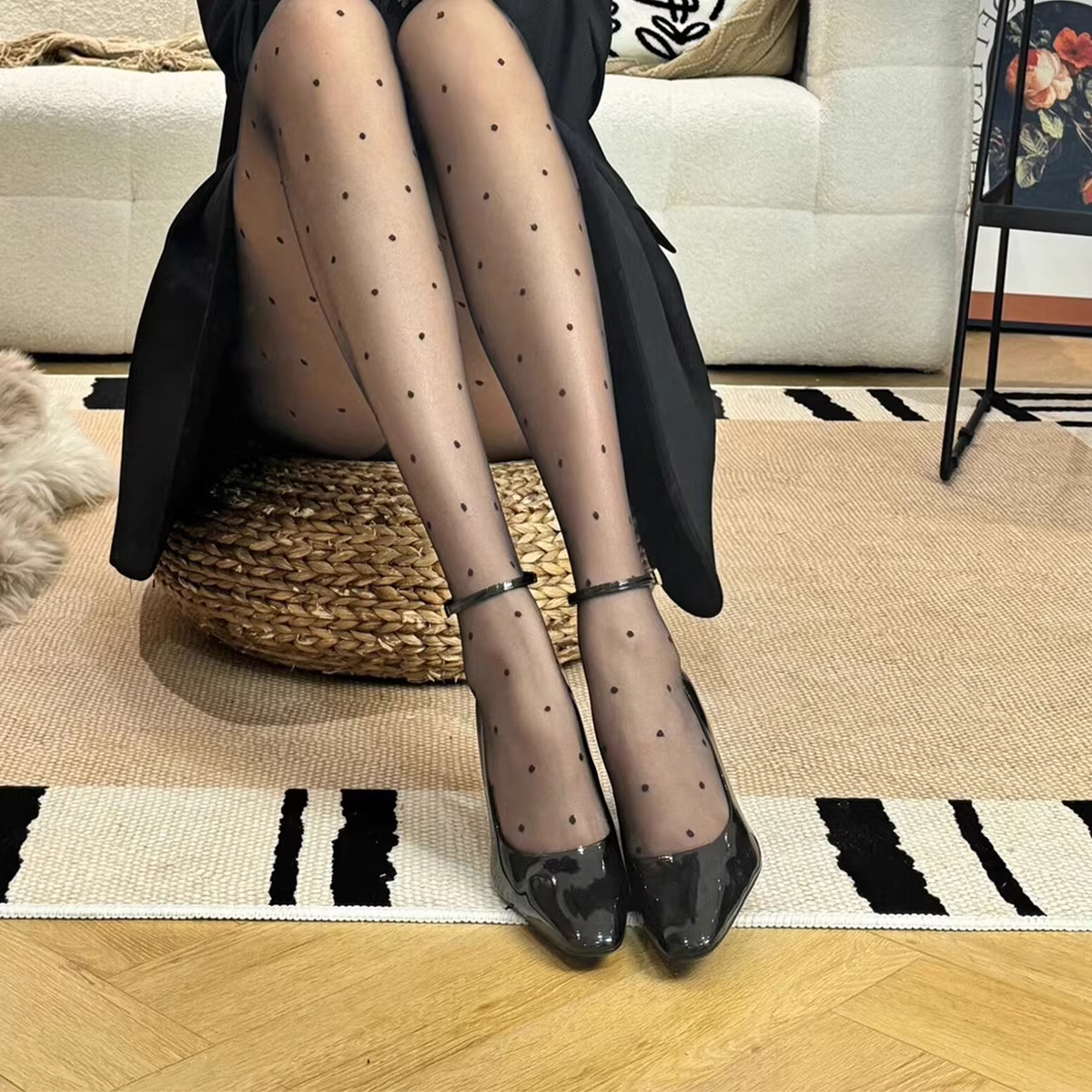 Phiên bản da cừu ~ Giày cao gót thanh lịch và đa năng dành cho nữ, giày mũi vuông bằng da sáng chế của Pháp có dây đeo đơn có khóa miệng nông.