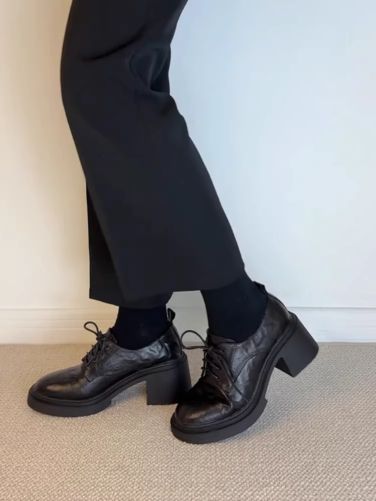 Phiên bản da bò~ Giày lười cao gót đế dày phong cách retro kiểu Anh dành cho nữ, giày da buộc dây mũi tròn tăng chiều cao đa năng