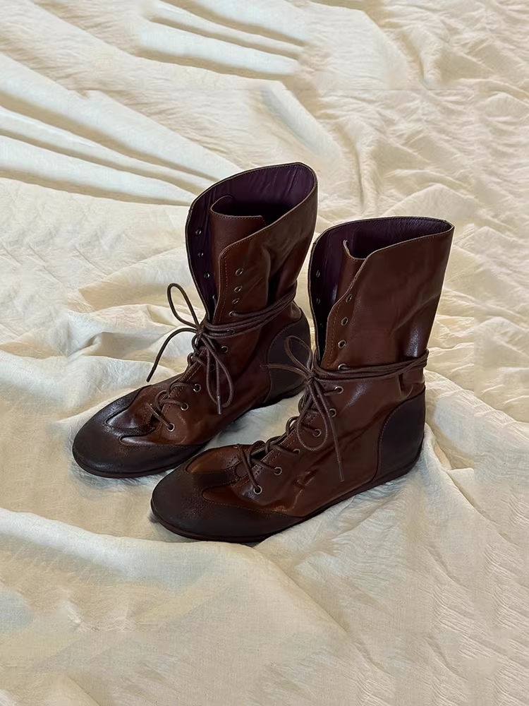 Phiên bản da bò ~ Giày bốt Martin cổ điển sành điệu dành cho nữ, giày bốt cổ điển buộc dây kiểu dáng đơn giản, thiết kế độc đáo, kiểu dáng bốt cổ ngắn đi xe máy