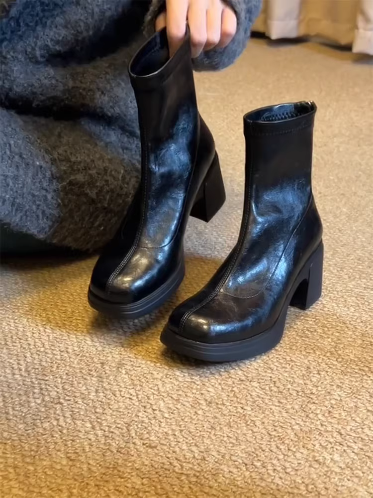 Phiên bản da bò ~ Giày bốt cao gót đế dày kiểu tối giản dành cho nữ với phong cách Pháp, mũi tròn, giày bốt ngắn bằng da thật tăng chiều cao.