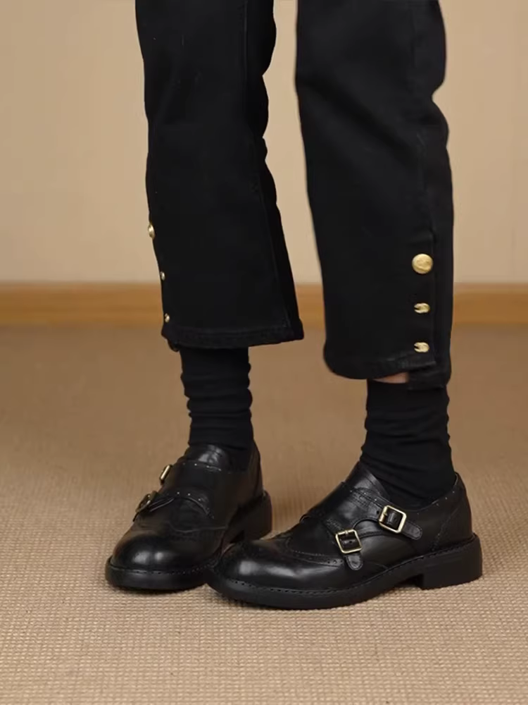 Phiên bản da cừu~ Giày da nữ kiểu Anh, màu đen, thanh lịch, kiểu brogue, có hai khóa, kiểu lười, gót thấp