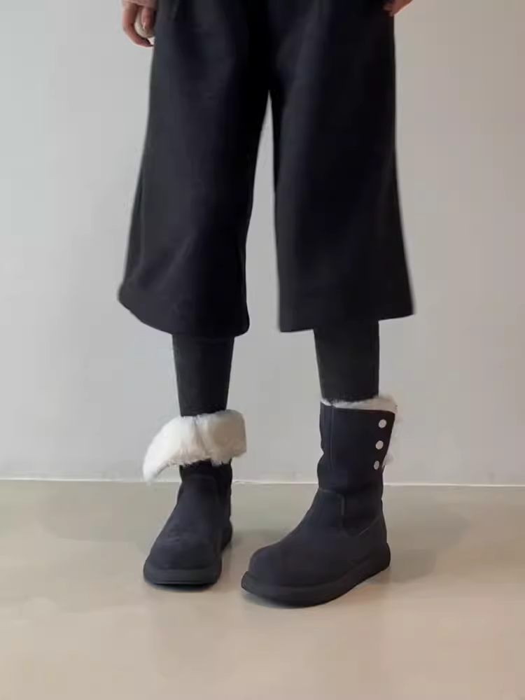 Phiên bản da bò ~ Giày bốt đi tuyết bằng da lộn dành cho nữ, bốt ngắn giữ ấm dày dặn mùa đông, kiểu dáng đa năng hai kiểu phối, bốt cotton đế dày thời trang, phong cách giản dị.