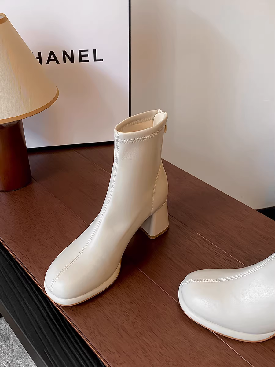 Phiên bản da bò ~ bốt cao gót ngắn màu trắng dành cho nữ, mũi tròn, gót thô, bốt ôm dáng co giãn, phong cách Pháp, bốt Martin đa năng