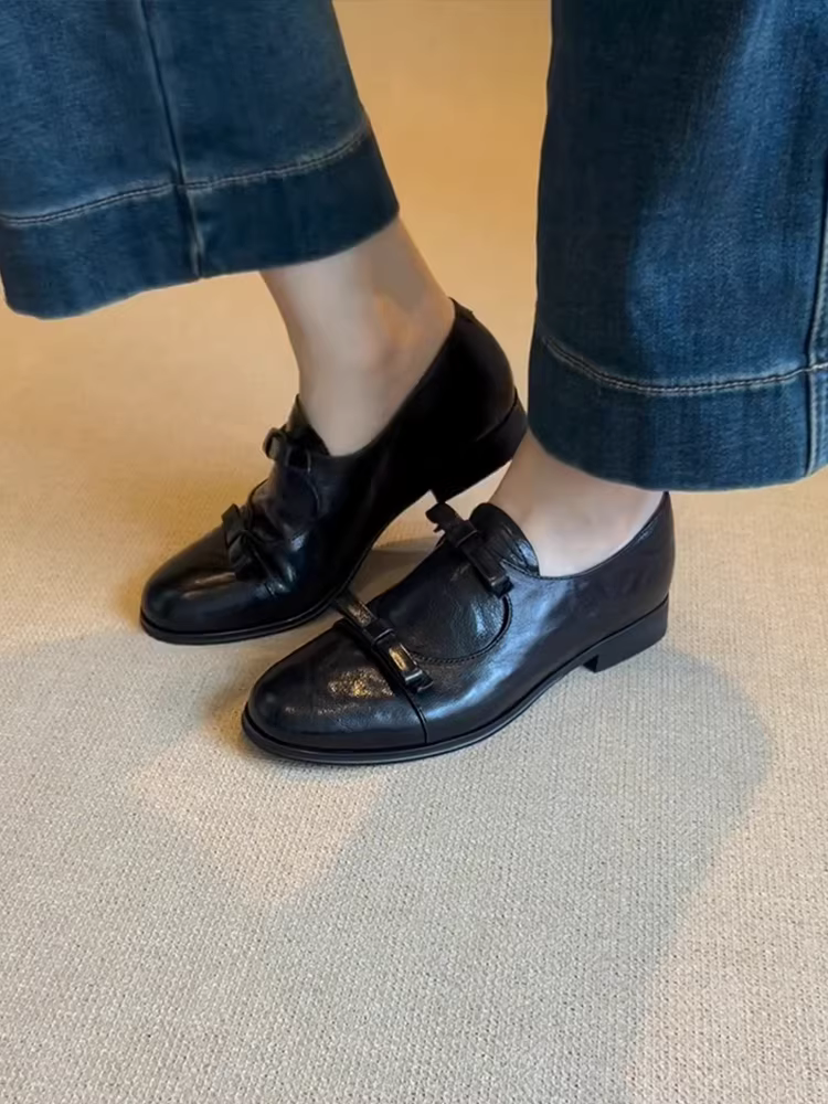 Phiên bản da cừu ~ Giày lười kiểu Anh có mũi tròn và nơ, giày lười kiểu dáng đơn giản dành cho nữ, giày đế thấp đa năng.