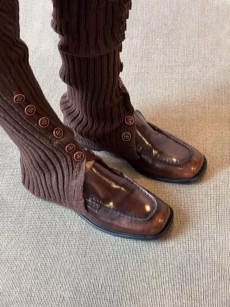 Phiên bản da cừu ~ Giày lười mũi vuông tối giản phong cách tiền cổ điển thời thượng dành cho nữ, giày da thật đế thấp kiểu Anh, kiểu dáng nhỏ gọn, dễ mang.