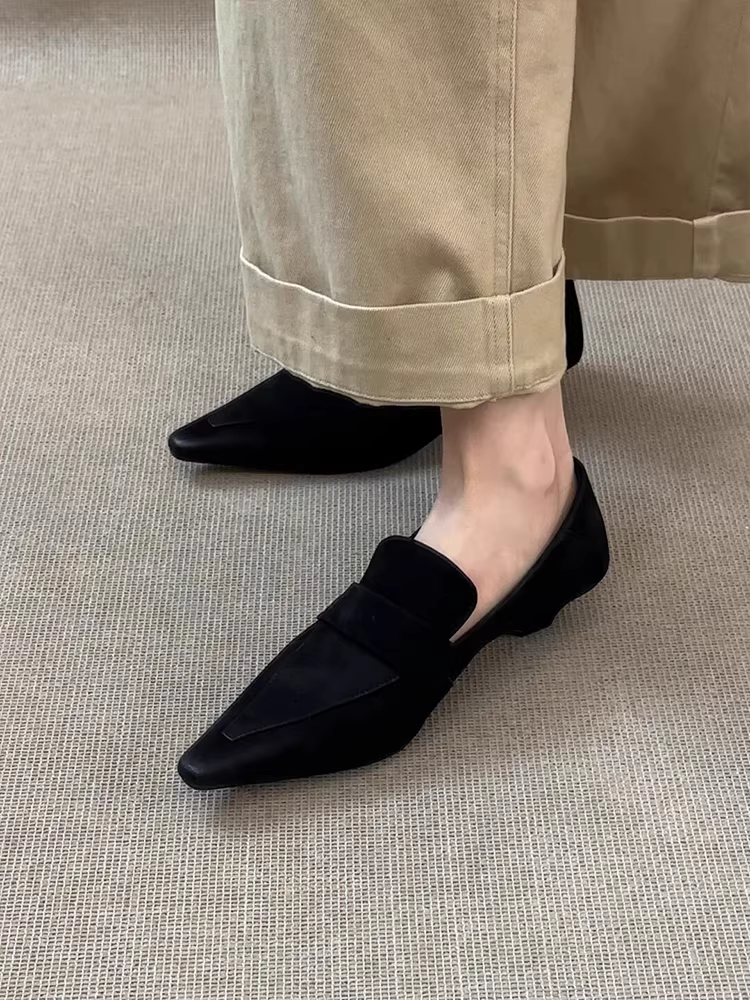 Phiên bản da cừu ~ giày lười mũi nhọn kiểu cổ điển phong cách tiền cổ dành cho nữ, gót thấp, kiểu lười bằng da lộn, giày cực đơn giản, giày da nhỏ.