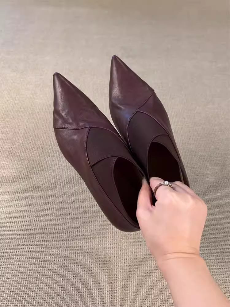 Phiên bản da bò ~ Giày bốt cao gót đơn giản thời trang và độc đáo dành cho nữ, giày bốt cổ ngắn mũi nhọn cổ điển mùa thu thanh lịch đi làm