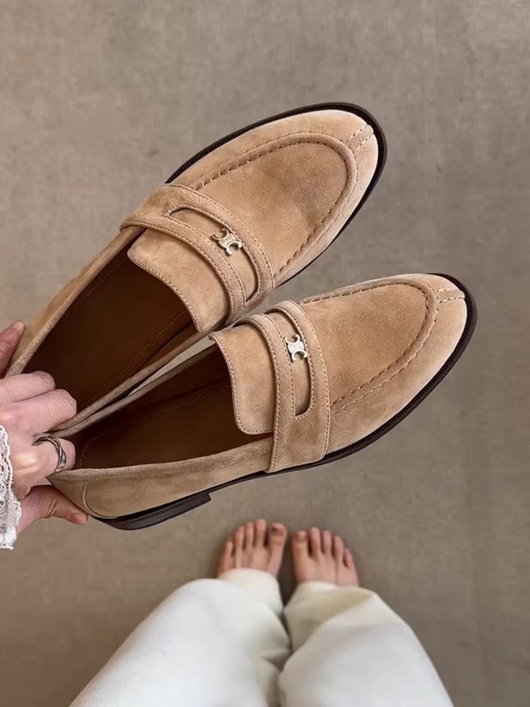 Giày lười da lộn kiểu cổ điển sang trọng dành cho nữ, có khóa kim loại, kiểu dáng dễ mang, đa năng, thoải mái, gót thấp.