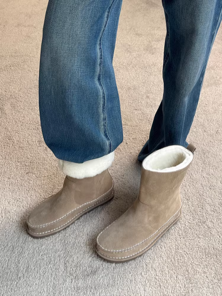 Phiên bản da bò ~ Giày bốt đi tuyết kiểu phương Đông Bắc đơn giản bằng da mờ cổ điển dành cho nữ, giày bốt cotton đế phẳng chống trượt đa năng, lót lông cừu ấm áp