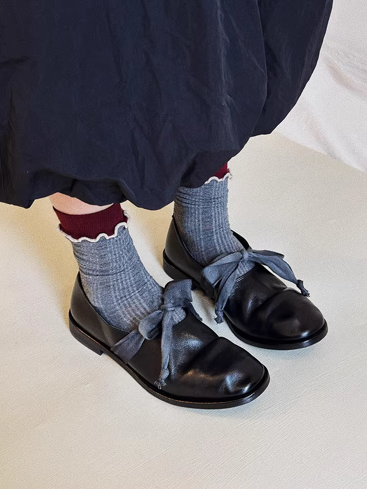 Phiên bản da cừu ~ Giày lười da thật kiểu dáng nghệ thuật, thiết kế khoét sâu dành cho nữ, có nơ, kiểu lười, gót thấp, đa năng, phong cách retro