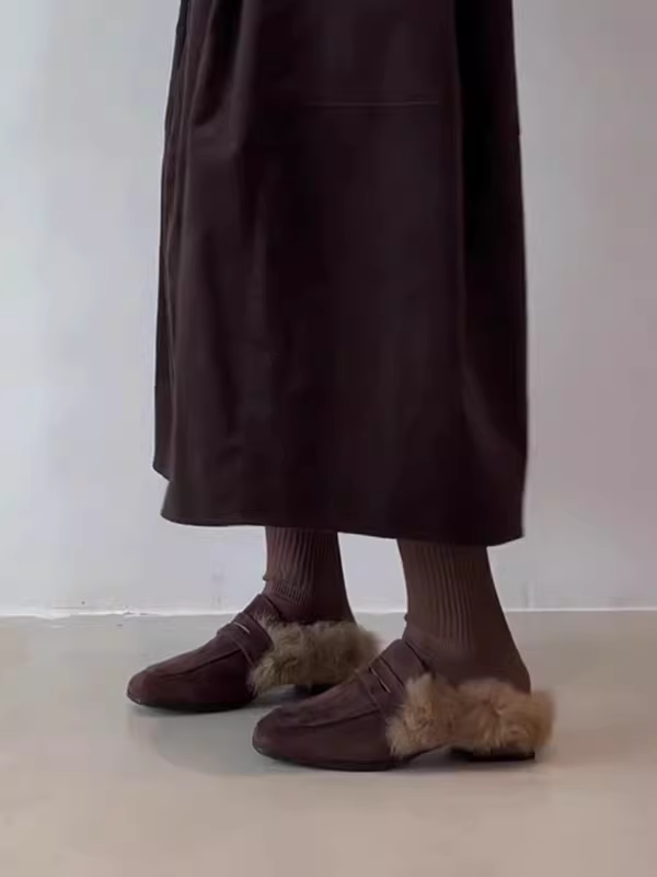 Phiên bản da bò ~ Giày lười mũi vuông kiểu dáng mới mùa thu đông Melard dành cho nữ, giày lông nhung sang trọng