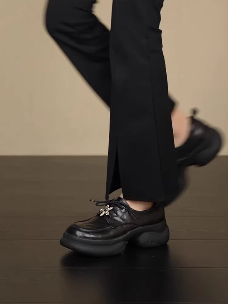 Phiên bản da cừu ~ Giày lười đế dày tăng chiều cao đa năng kiểu cổ điển dành cho nữ, da thật, kiểu buộc dây sâu, đế platform, giày da nhỏ