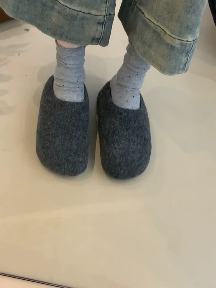 Phiên bản da cừu ~ Áo khoác ngoài mùa thu đông có lông nhung Giày Birkenstock dành cho nữ, giày nửa mules kiểu cổ điển, giày mũi kín, giày cotton đơn giản.