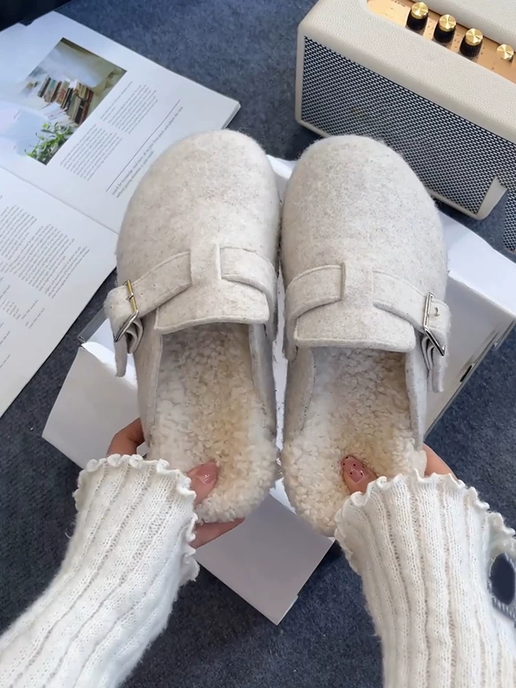 Phiên bản da cừu ~ Giày lười Birkenstock chất liệu mờ, đa năng khi đi ngoài trời, giày mùa đông đơn giản, ấm áp với lớp lót lông mềm và mũi kín dành cho nữ.