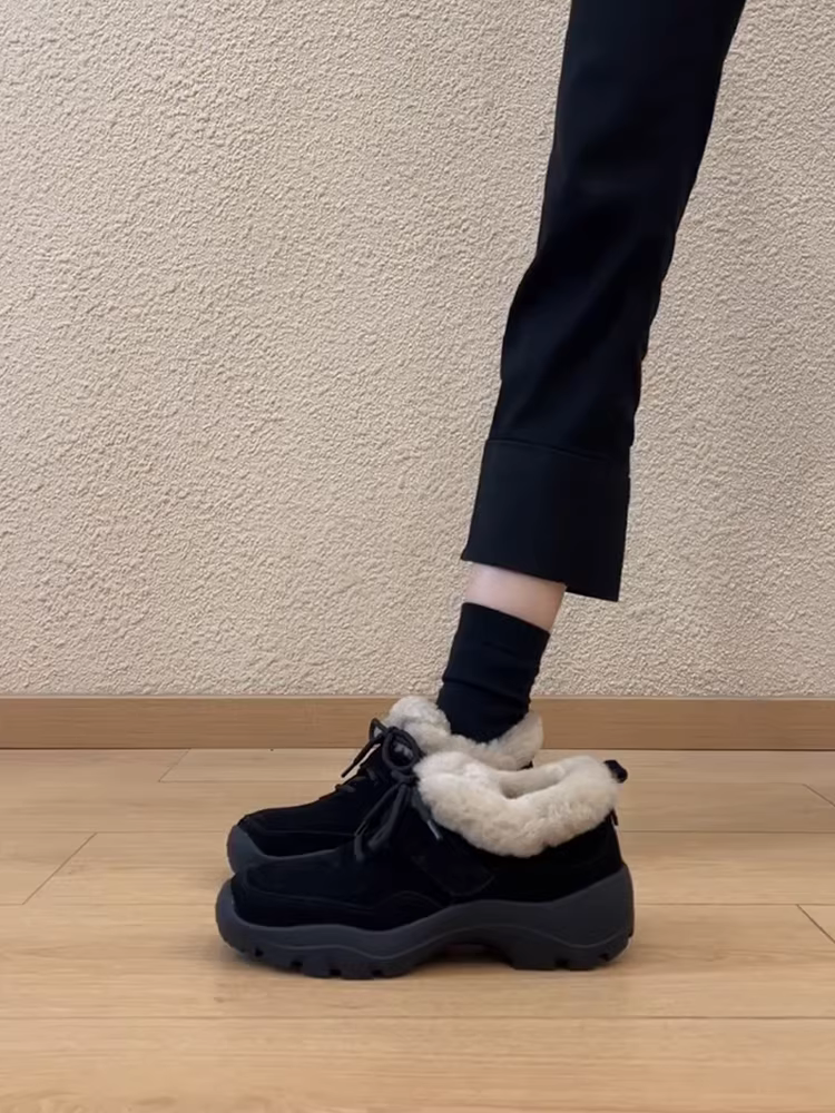 Phiên bản da cừu ~ Giày thường ngày có dây buộc ấm áp, đế dày, thoải mái, chống trượt, thời trang mùa đông dành cho nữ, giày bốt đi tuyết lót lông cừu nhỏ nhắn